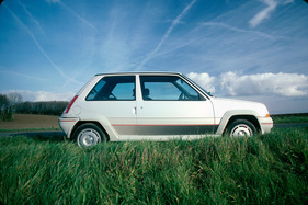 Renault 5 GT Turbo (1985) - Silhouette