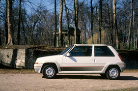 Renault 5 GT Turbo (1985) - in Paris