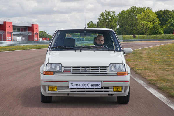 Renault 5 GT Turbo (1985) - nur 1,6 Meter schmal