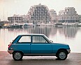 Image: Renault 5 LS (1974) - with a displacement of 1.3 liters a more generous engine than the basic model