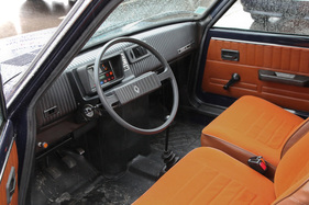 Renault 5 TL (1977) - praxisorientiertes Interieur