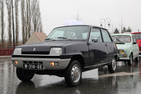 Renault 5 TL (1977) - vor seinem Vorgänger Renault 4