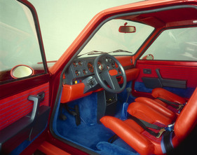 Renault 5 Turbo (1979) - Blick ins Cockpit