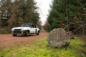Renault 5 Turbo 2 (1983) - as lot 209 at the RM/Sotheby's Paris auction on February 2, 2022