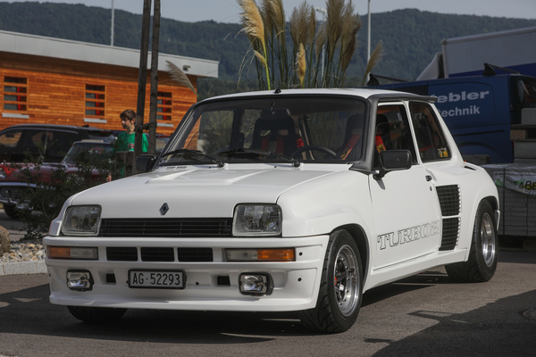 Renault 5 Turbo 2 (1984) - in Weiss - 6. Lägern Classic 2023