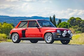 Renault 5 Turbo 2 série 8221 préparée Cévennes (1985) - angeboten als Lot 36 an der Artcurial Sur les Champs Versteigerung am 24. Oktober 2021