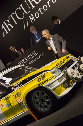 Renault 5 Turbo Gruppe 4 (1982) - Lot 095 - präsentiert von Jean Ragnotti an der Artcurial-Versteigerung Paris 2017 - Artcurial Paris 2017