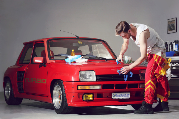 Image: Renault 5 Turbo - Hall 6 Classic