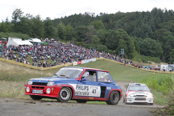 Bild: Renault 5 Turbo unterwegs auf deiner Sonderprüfung - ADAC Eifel Rallye Festival 2023