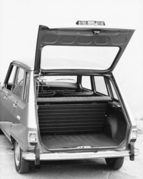 Renault 6 (1969) – gut nutzbarer Laderaum ohne Stufen und mit kaum störenden Radkästen