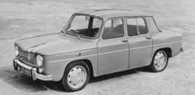 Renault 8 Gordini (1964) - mit dem charakteristischen Doppelstreifen