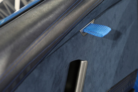 Renault 8 Gordini Concept (2026) - Minimalismus - Innentürgriff als Lasche