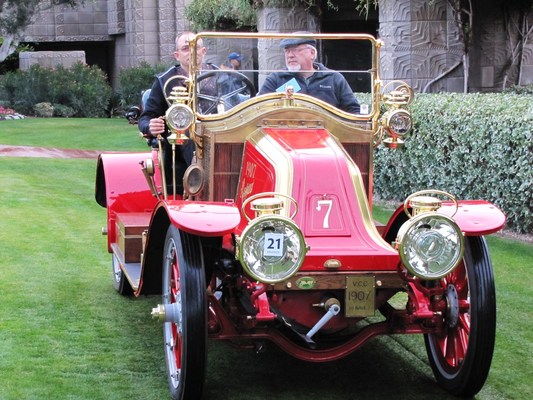 Renault AI 35-45 (1907) - mit Besitzer Alan Travis aus Phoenix am Lenkrad, anlässlich des Arizona Concours d'Elegance