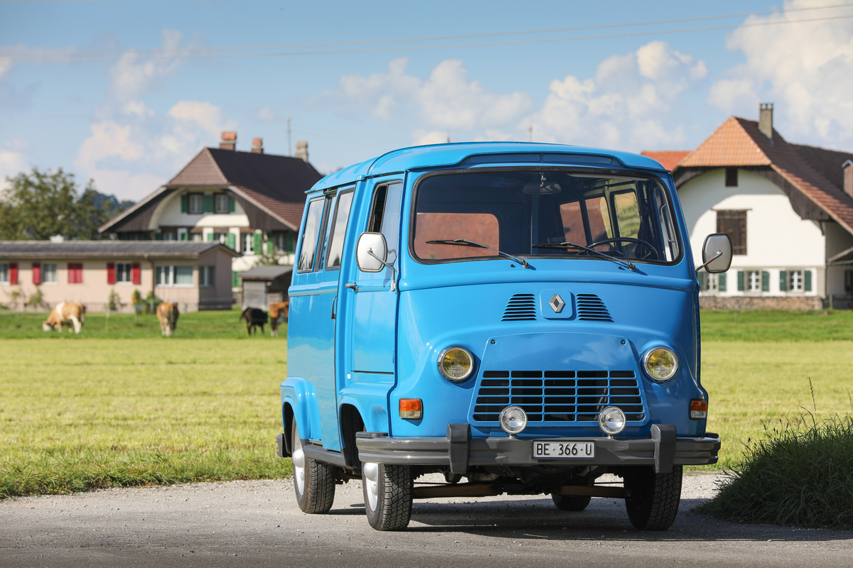 Renault Alouette (1975) - Designed as a combined utility and leisure vehicle with plenty of space for cargo and family
