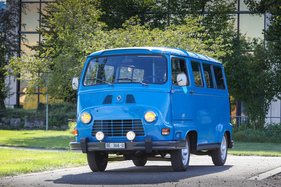 Renault Alouette (1975) – Im Gegenlicht gut zu sehen: Einzelradaufhängung an Querlenkern vorne und hinten Renault Alouette (1975) – Im Gegenlicht gut zu sehen: Einzelradaufhängung an Querlenkern vorne und hinten