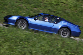 Renault Alpine A 310 (1981) - die Silhouette blieb während der 14-jährigen Bauzeit unverändert Renault Alpine A 310 (1981) - die Silhouette blieb während der 14-jährigen Bauzeit unverändert