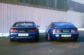 Renault-Alpine A 610 (1991) - Vergleich der Heckpartien von V6 GT (rechts) und A610