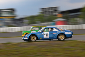 Renault Alpine A110 () mit Startnummer 110 - Kampf der Zwerge - Nürburgring Classic 2019