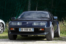 Renault-Alpine A310 V6 - in Schwarz - Rencontre Franco-Suisse Alpine 2019