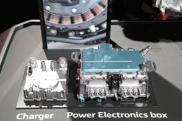 Renault Captur (2019) - Blick auf Zusatztechnologien - IAA in Frankfurt 2019