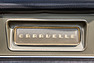 Renault Caravelle 1100 (1964) - Abdeckung des Radioschachts (© Daniel Reinhard, 2016) Renault Caravelle 1100 (1964) - Abdeckung des Radioschachts (© Daniel Reinhard, 2016)