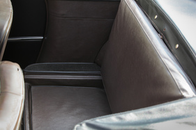 Renault Caravelle 1100 (1964) - keine wirkliche Sitzbank, eher eine Ergänzung zum Kofferraum