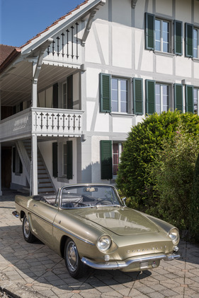 Renault Caravelle 1100 (1964) - wegen der Gestaltung der Scheinwerfer gab es auch mit MG nach der Präsentation des MG B noch eine gerichtliche Auseinandersetzung