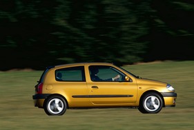 Renault Clio 1.6 16V (1998) - goldig (1998)