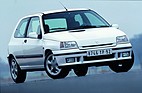 Image: Renault Clio (1991) - The upmarket alternative to the R5