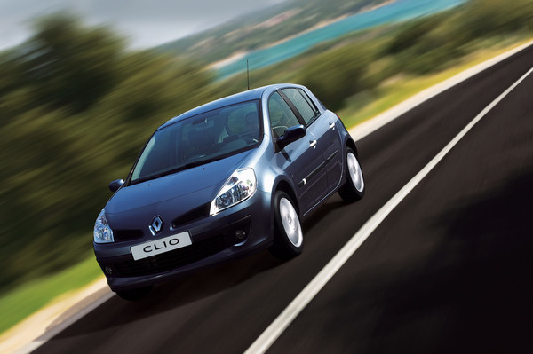 Image: Renault Clio (2005) - Another very safe car