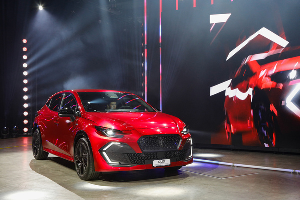 Renault Clio (2025) - der Name hat Tradition - auf der "Media Stage" der 38. Auto Zürich 2025