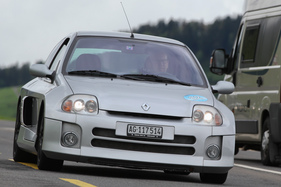 Renault Clio V6 (2002) - am Kunststoffautotreffen "Fantastic Plastic 2016"