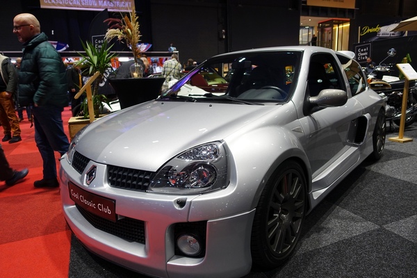Renault Clio V6 RS (2003) – mit 360 PS für 85'000 Euro – Classic Car Show Maastricht 2025