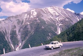 Renault Dauphine 1093 (1962) am Critérium des Cévennes