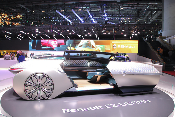 Renault EZ Ultimo (2019) - Premiere - autonom fahrendes Fahrzeug mit wohnlichem Interieur - Genfer Automobilsalon 2019