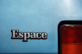 Renault Espace 2200 TXE (1990) - Typenbezeichnung auf dem Heck