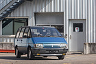 Renault Espace 2200 TXE (1990) - die Karosseriebeplankung besteht aus Kunststoff