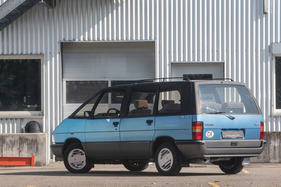 Renault Espace 2200 TXE (1990) - fünf Türen, sieben Plätze