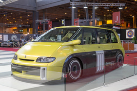 Renault Espace F1 (1994) - ein Familien-Transporter mit Formel-1-Technik - an der Rétromobile Paris 2014