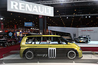 Renault Espace F1 (1994) - mit Formel-1-Technik, erstmals gezeigt auf dem Pariser Autosalon im Jahr 1994 - Rétromobile Paris 2014