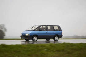 Renault Espace Turbo DX (1989) - kaum länger als ein Golf VII