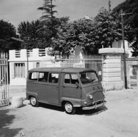 Renault Estafette Microcar (1960) – als einziges Modell mit verchromten Stossfängern und Scheinwerferringen