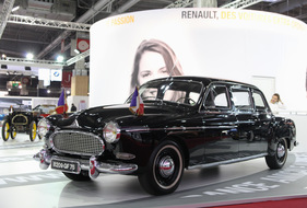 Renault Frégate Limousine (1957) - Eleganz und grosszügiges Platzangebot (Rétromobile 2013) (1957)