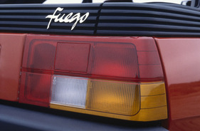Renault Fuego (1980) - Fuego-Schriftzug auf dem Heck