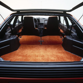 Renault Fuego (1980) - die Rücksitze sind einzeln umklappbar