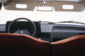 Renault Fuego (1980) - integrierte Sonnenblenden