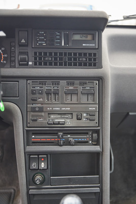 Renault Fuego Turbo (1984) - Mittelkonsole mit damals fortschrittlicher Unterhaltungselektronik