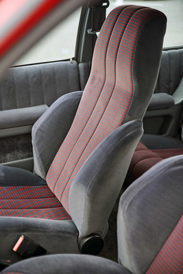 Renault Fuego Turbo (1984) - integrierte Kopfstützen