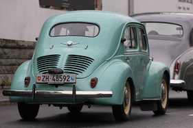Renault Heck (1959) - die Käferalternative Ende der Fünfzigerjahre - am OSMT Corso Zug 2011