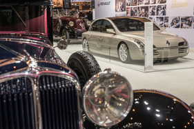 Renault Initiale (1995) - das Konzeptfahrzeug wirkt auch heute noch modern - Rétromobile Paris 2017